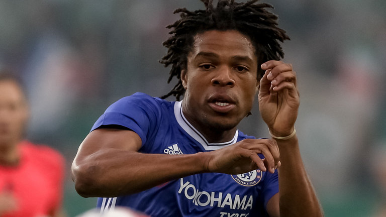 Loic Remy Cedera 2 Bulan, Palace Boyong Adik Christian Benteke Lawan Boro